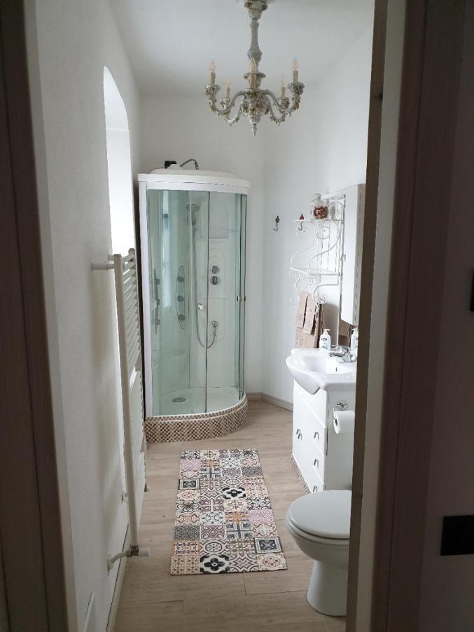 לינה וארוחת בוקר Perledo Casa Giacomina מראה חיצוני תמונה